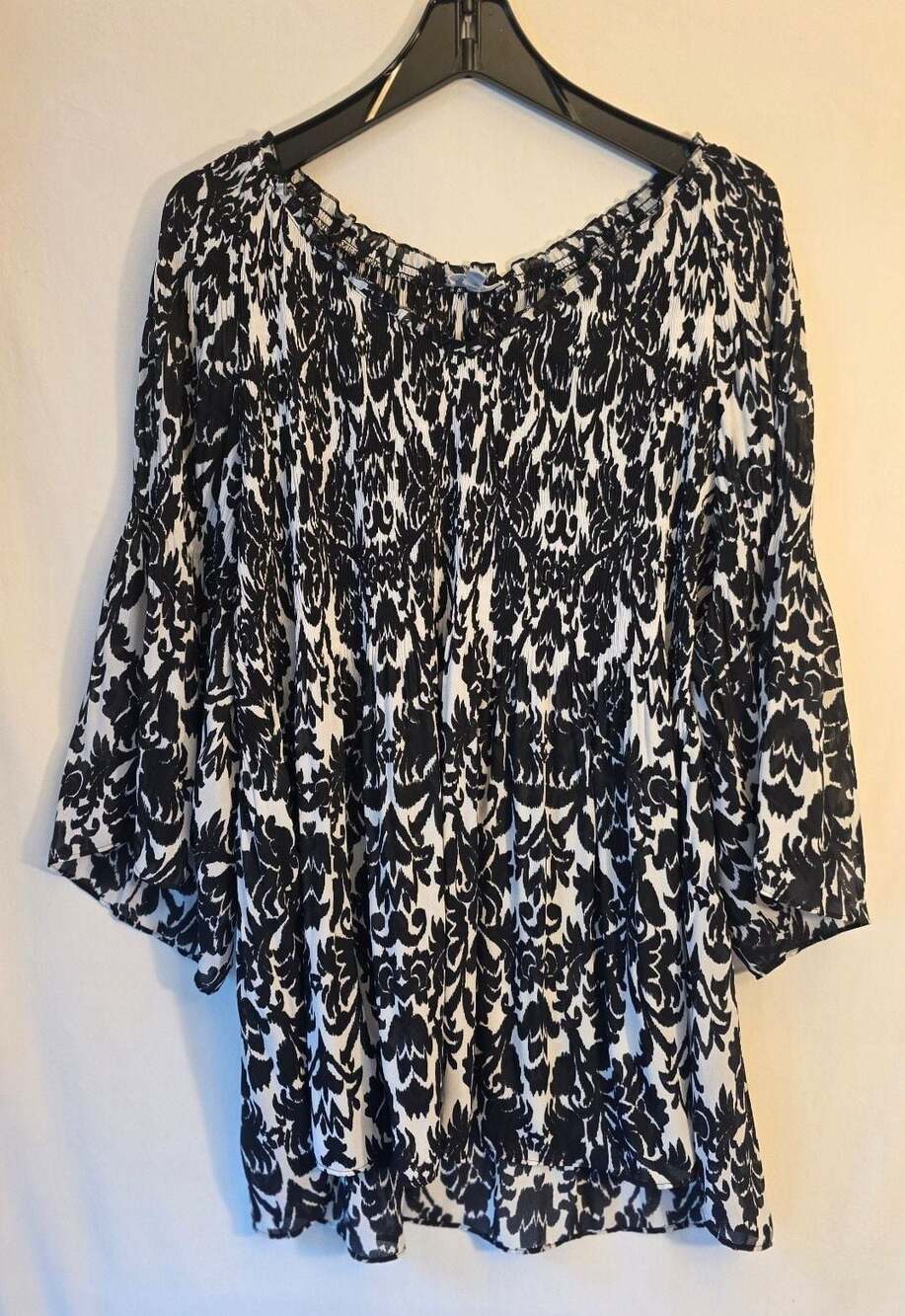 Floral & Ivy Black and White Damask Print Off-the-Shoulder Top